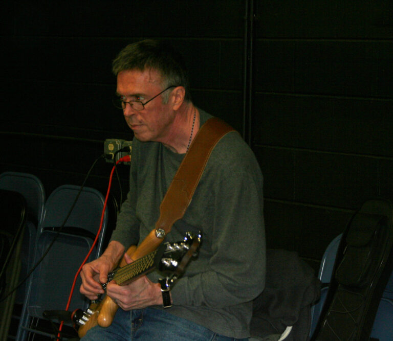 Travis Yates HM1 Ret. Singer - Songwriter - Guitarist - Bassist